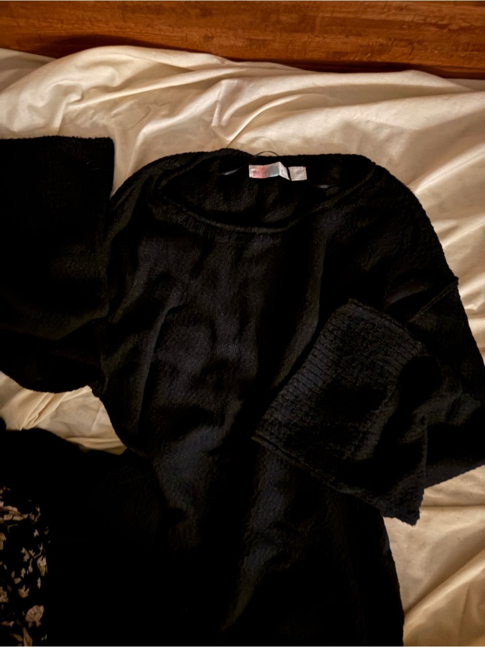 Black Women's Cozy Knit Sweater; NWOT; AS IS